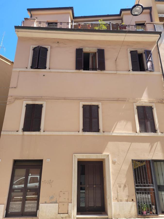 Apartment Tra Il Mare E Il Centro Pesaro